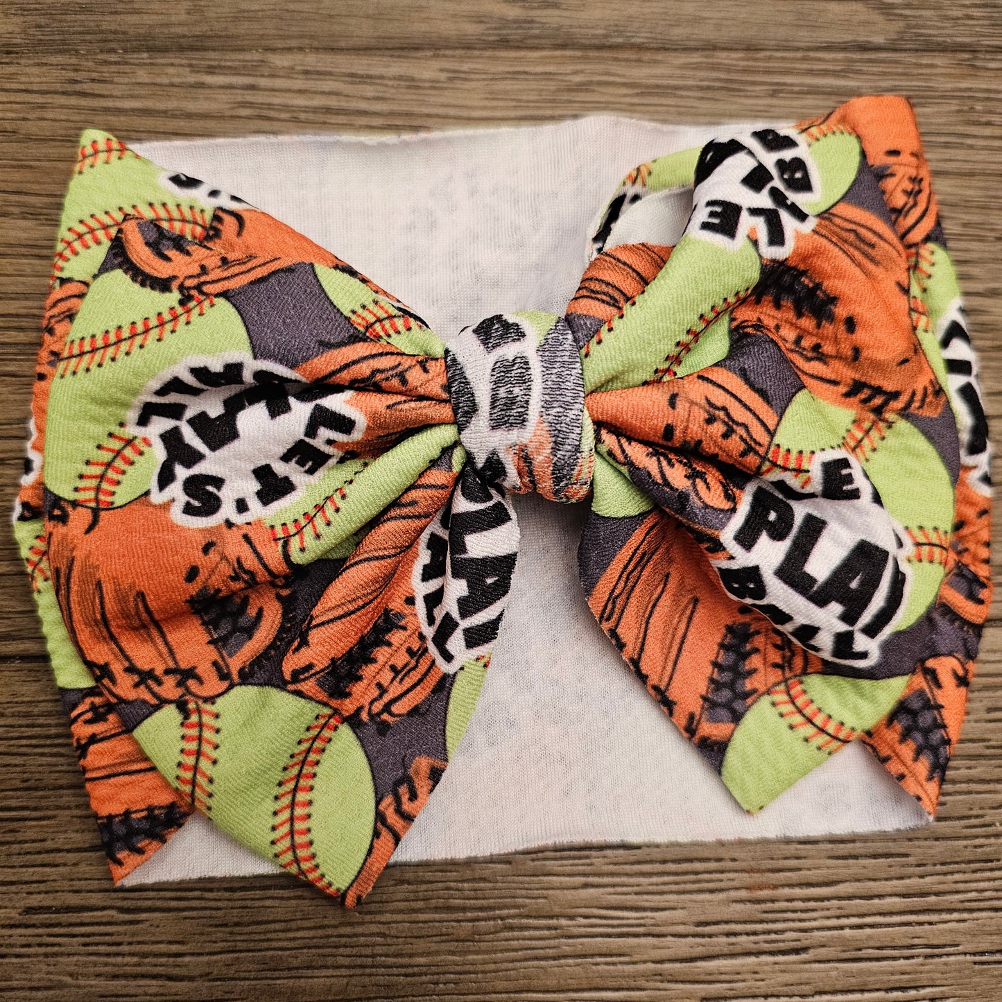 Softball Play Ball Bows