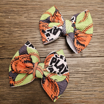 Softball Play Ball Bows