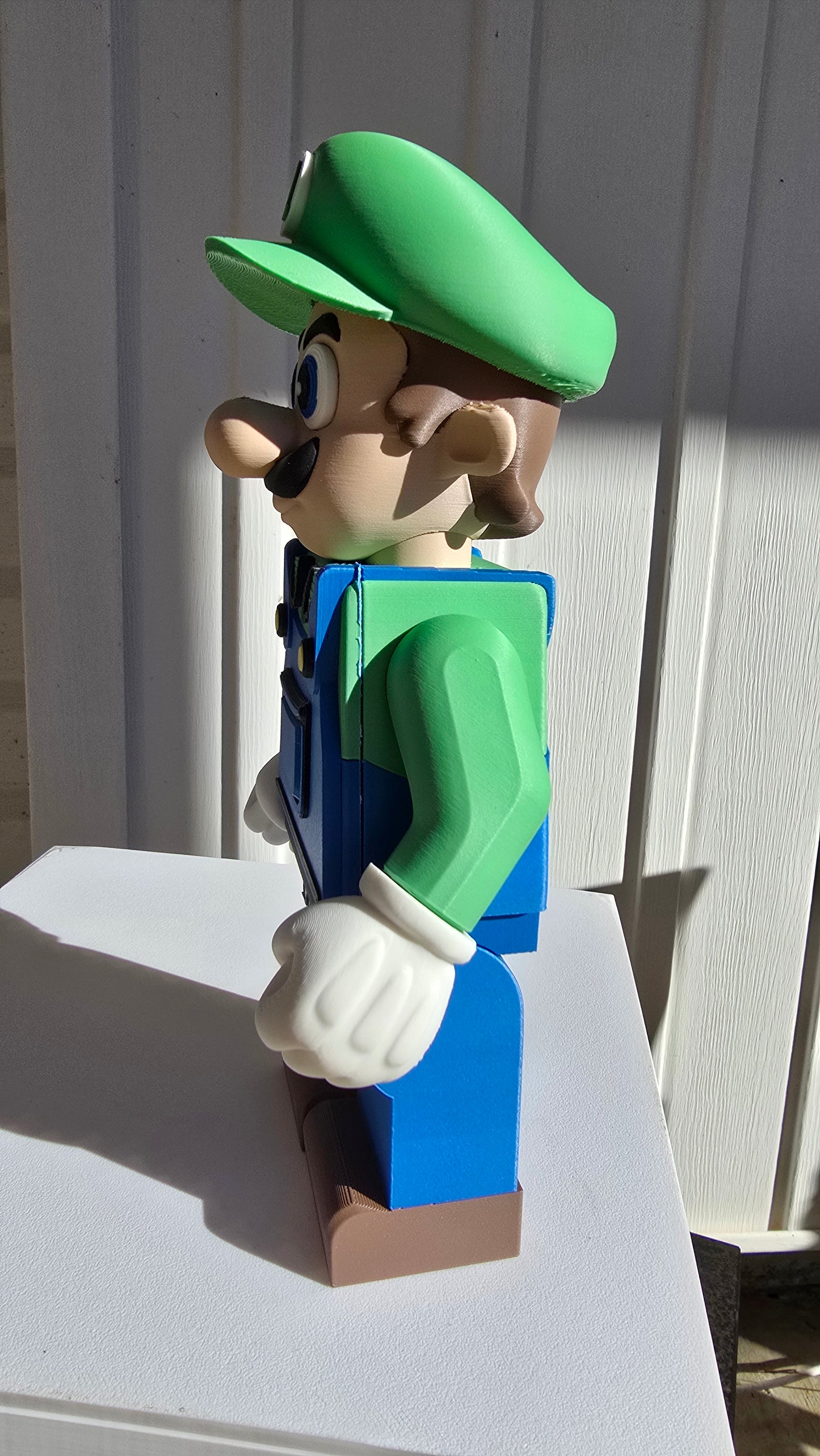 MB - Emerald Cap Platform Brother